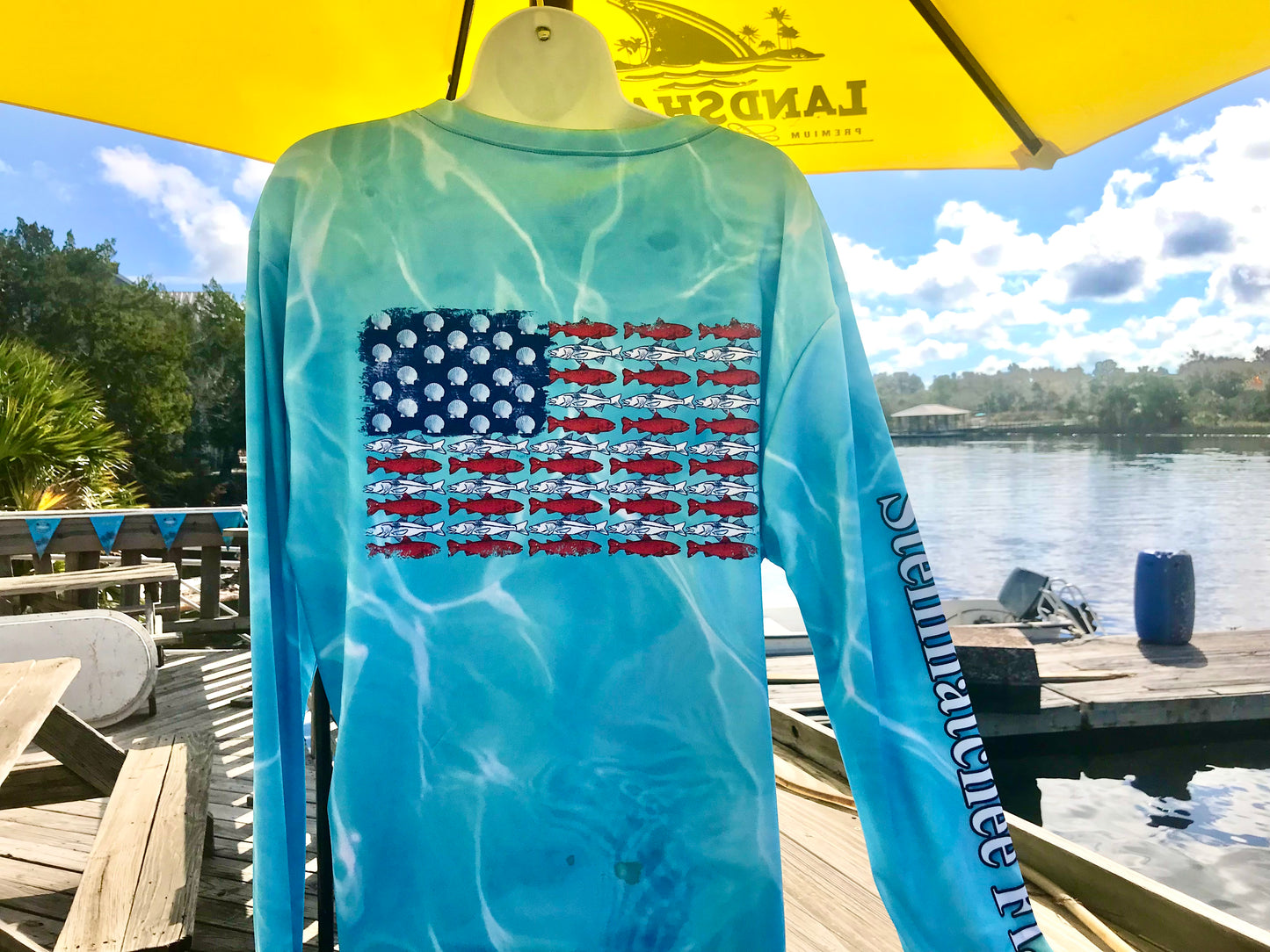 V Neck Long Sleeve Fish American Flag on the back Steinhatchee